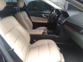 Selling Black Mercedes-Benz E-Class 2012 in Makati-4