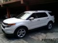 White Ford Explorer 2013 for sale in Manila-3