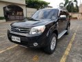 Black Ford Everest 2014 for sale in Makati-8