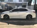 Sell White 2016 Toyota Corolla altis in Manila-5