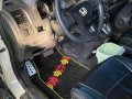 Selling White Honda Cr-V 2009 in Manila-6