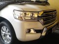 White Toyota Land Cruiser 2017 for sale in Quezon City-0