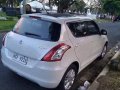 White Suzuki Swift 2016 for sale in Manual-2