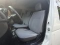 2017 Hiace Grandia 3.0 MT not 2016 2018 2015-3