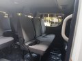 2017 Hiace Grandia 3.0 MT not 2016 2018 2015-4