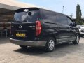 2013 Hyundai Starex A/T VGT Gold TOP OF THE LINE!-1