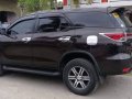 Selling Black Toyota Fortuner 2017 in Quezon City-6