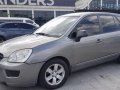 Selling Silver Kia Carens 2009 in Manila-0