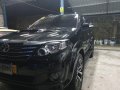 Black Toyota Fortuner 2014 for sale in Automatic-7