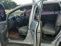 Selling Silver Toyota Innova 2015 in Manila-8