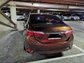 Brown Toyota Corolla altis 2015 for sale in Manual-2
