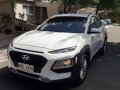 White Hyundai KONA 2018 for sale in Automatic-7