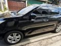 Sell Black 2012 Hyundai Tucson in Manila-1