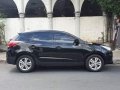 Sell Black 2012 Hyundai Tucson in Manila-6