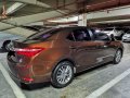 Brown Toyota Corolla altis 2015 for sale in Manual-3