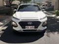 White Hyundai KONA 2018 for sale in Automatic-9