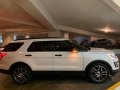 Selling White Ford Explorer 2016 in Manila-2
