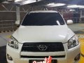 White Toyota Rav4 2011 for sale in Automatic-2