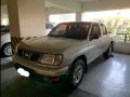 Nissan Frontier 2012 at 70000 km for sale-7