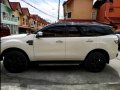 Selling White Ford Everest 2018 SUV / MPV at 26000 in Bacoor-7