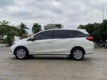 Selling White Honda Mobilio 2015 in Makati-0
