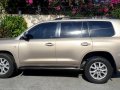 2011 Toyota Land Cruiser VX-2