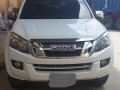 Well-maintained ISUZU D-Max 2014 -0