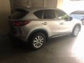 Grey Mazda Cx-5 2015 at 35000 km for sale -2