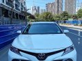 Selling White Toyota Camry 2018 in Taguig-8