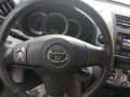 Selling Toyota Rav4 2011 at 35000 km-2