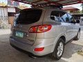 Selling Silver Hyundai Santa Fe 2010 in Cabuyao-0