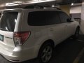 Pearl White Subaru Forester 2010 for sale in Manila -3