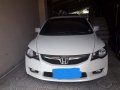 Sell Pearl White 2010 Honda Civic in Mandaluyong-2