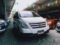 Sell White 2017 Hyundai Starex in Pasig-3