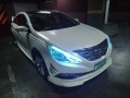 Pearl White Hyundai Sonata 2011 for sale in Manila-3