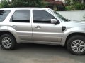 Silver Ford Escape 2013 for sale in Quezon City-3