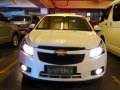 Selling White Chevrolet Cruze 2010 in Manila-8