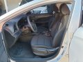Hyundai Elantra 2017 Automatic-4