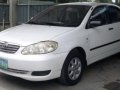 Selling White Toyota Corolla 2005 Sedan in Cebu City-0