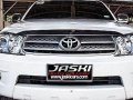 Selling White Toyota Fortuner 2007 SUV / MPV in Cebu City-4