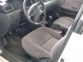 Selling White Toyota Corolla 2005 Sedan in Cebu City-1