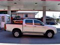 2014 Toyota HiLux MT 648t Nego Batangas Area-5