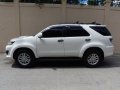 Sell White 2014 Toyota Fortuner SUV / MPV in Manila-5