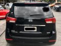 2017 Kia Grand Carnival 2.0L CRDi AT-1