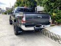 Toyota Tacoma 2013 4x4 mint condition -2