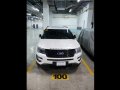 Selling White Ford Explorer 2016 SUV / MPV in Lapu-Lapu-0