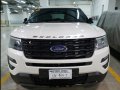 Selling White Ford Explorer 2016 SUV / MPV in Lapu-Lapu-6