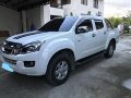 Isuzu D-max 2014 model 3.0 Automatic-0