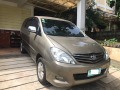 Toyota Innova 2.0G 2011-0