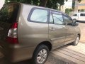 Toyota Innova 2.0G 2011-4